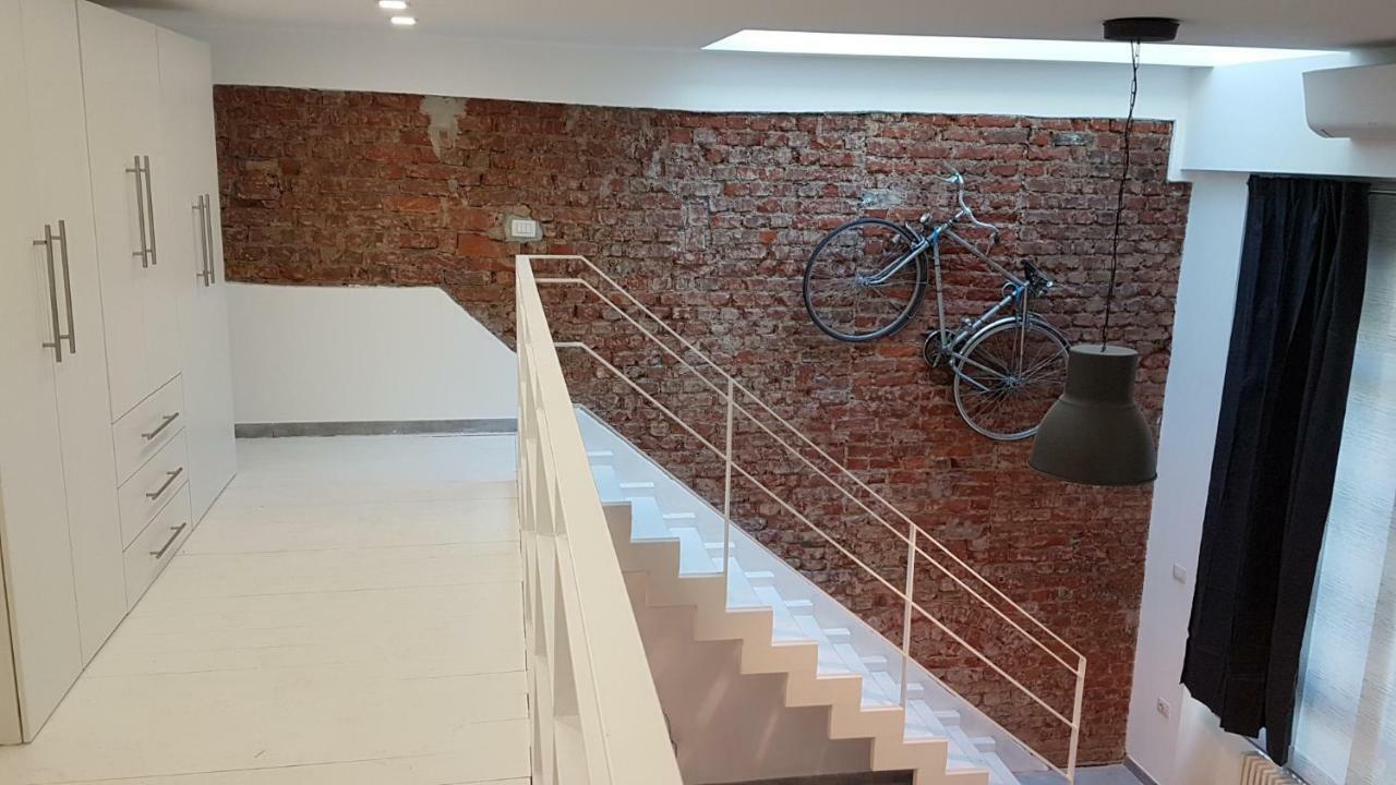 Bike-Loft Appartement Milaan Buitenkant foto